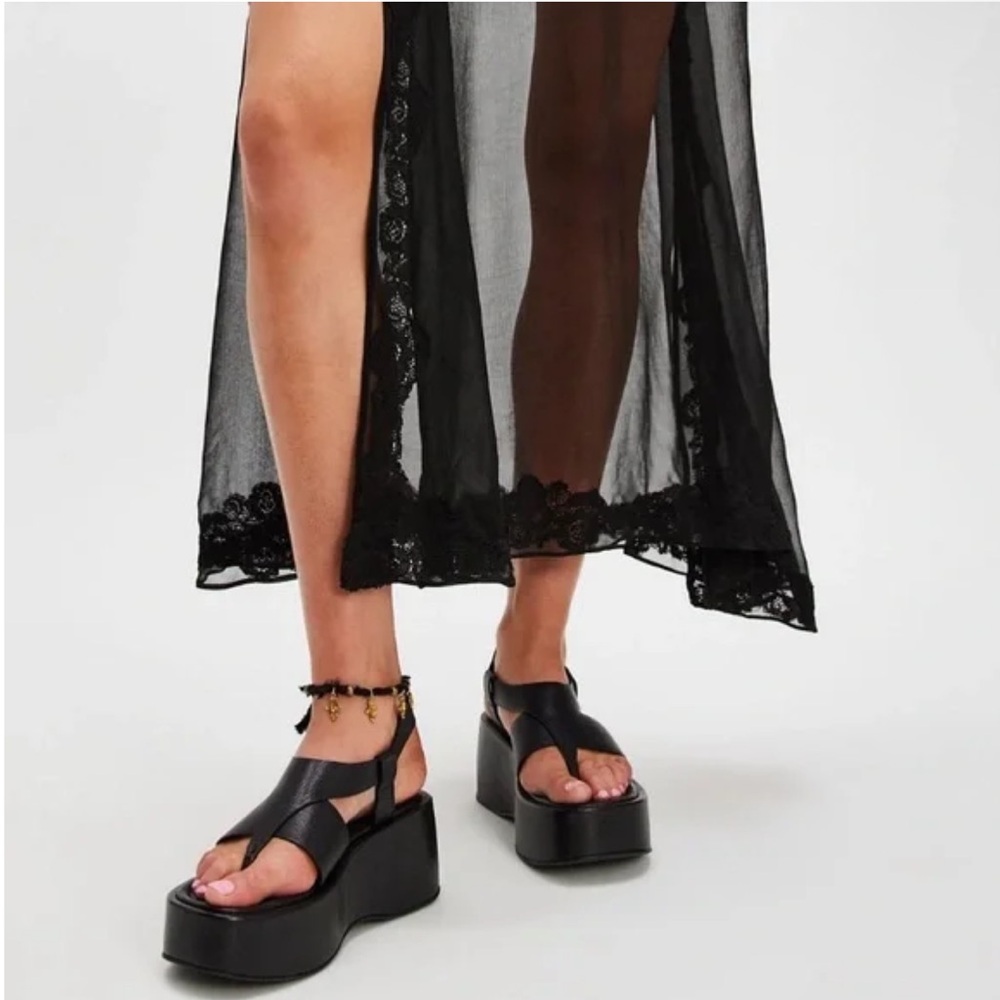 FP Holt Flatform Black Vegan Leather Sandals, Size 10, EUC